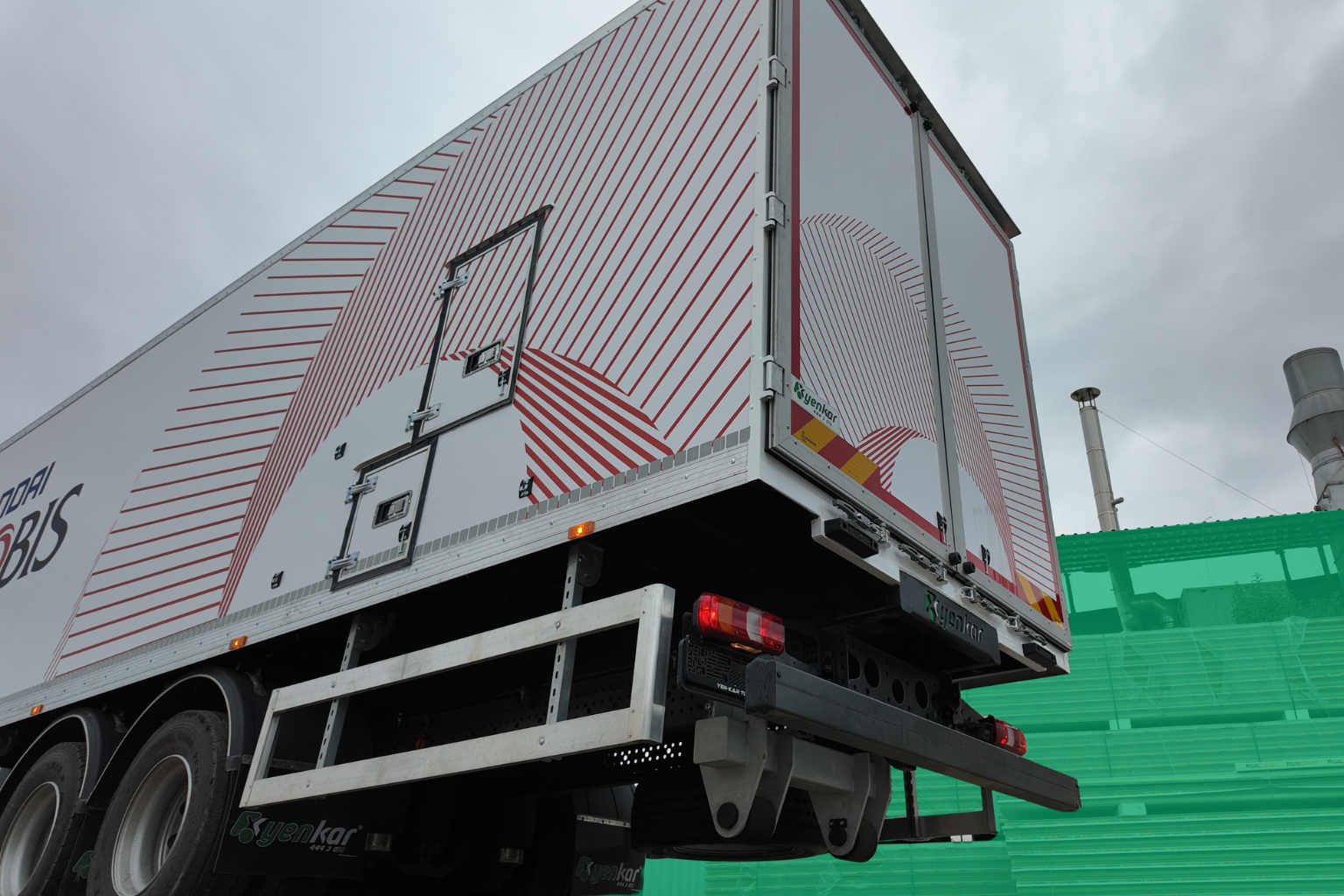 Ecobox arka ve yan görünüm