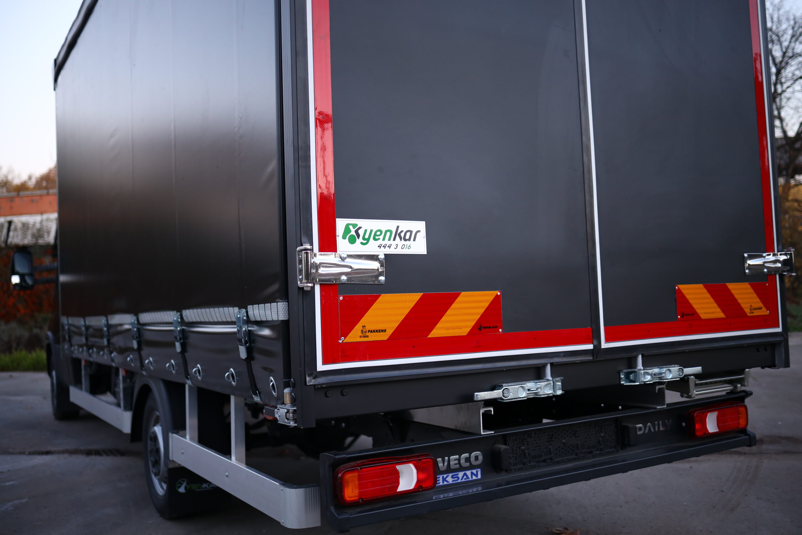 Load Master galeri 28